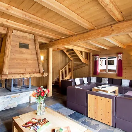 Chalet In With Private Pool