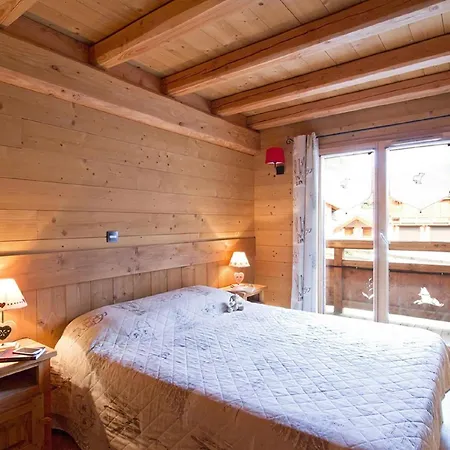 In With Private Pool Chalet Les Deux Alpes