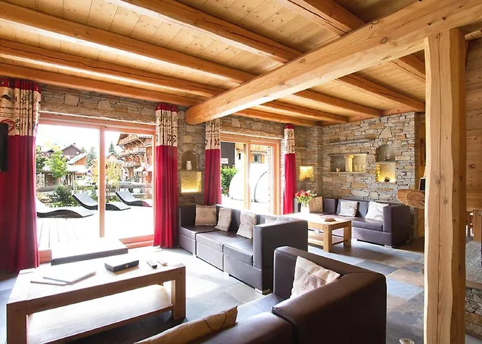 In With Private Pool Chalet Les Deux Alpes