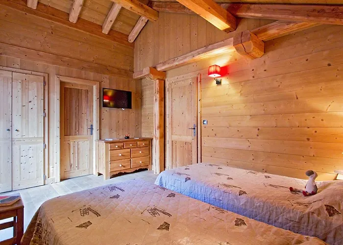 In With Private Pool Chalet Les Deux Alpes